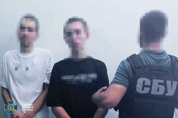 Двоє наркозалежних агентів рф отримали по 15 років за підпали військових авто та об’єктів Укрзалізниці на Черкащині