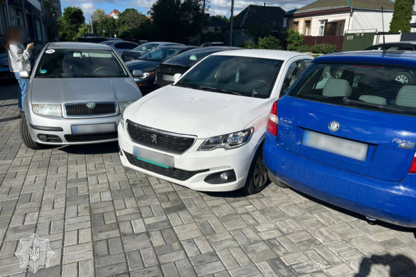 У Черкасах через помилку водійки сталася аварія з п’ятьма автомобілями (ФОТО)