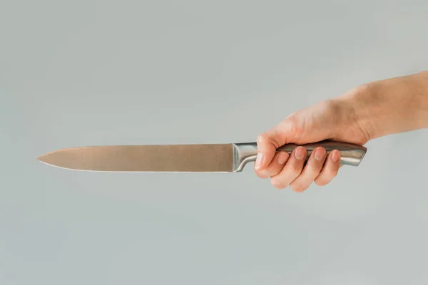 У гуртожитку в Черкасах сталася смертельна поножовщина: Жінка завдала сусіду два удари ножем у спину