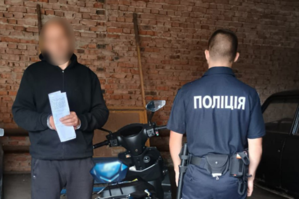 На Уманщині оперативно спіймали грабіжника, який відібрав у жінки телефон, гроші та взуття