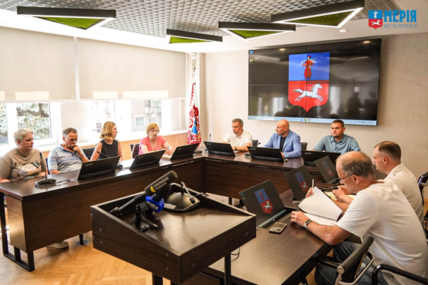 Після зустрічі з громадою забудову на Лісовій Просіці тимчасово поставили на паузу