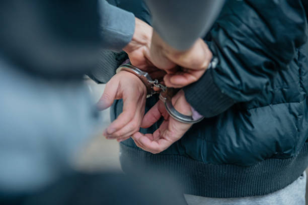 У Черкасах судитимуть місцевого, який збував наркотики та майже дев’ять років переховувався у Польщі