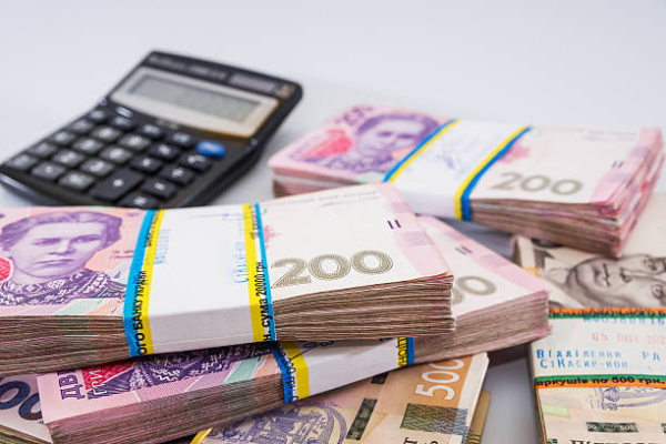 Після отримання підозри черкащанка подарувала матері нерухомість за понад 9 млн грн