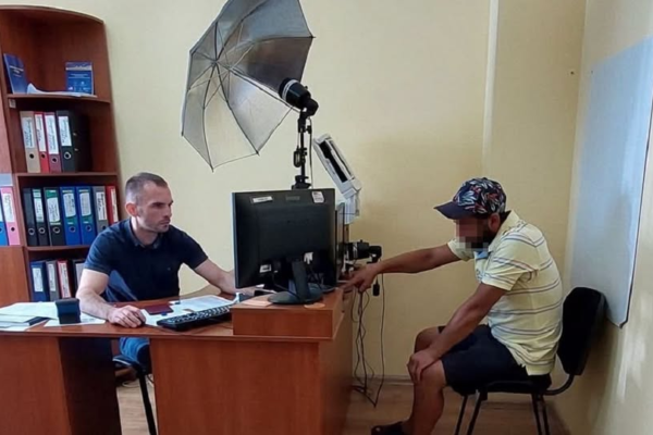 У Черкасах громадянина Вірменії зобов’язали покинути Україну