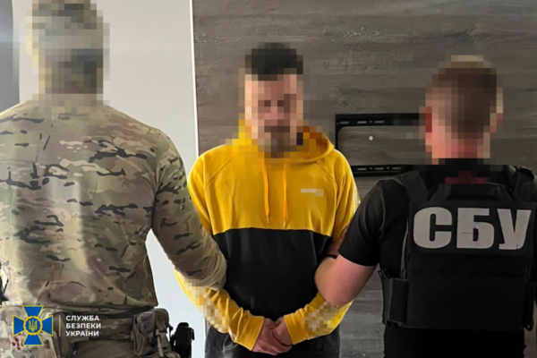 Черкаська СБУ затримала агента рф, який коригував російські удари по трасі Полтава – Харків