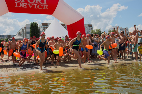 Яскравий фінал сезону на Дніпрі: у Черкасах успішно відбувся «Cherkasy Swim Fest 2026»