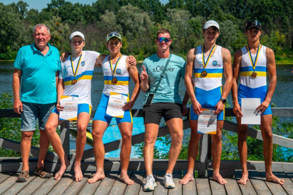 Черкаські спортсмени вибороли оберемок медалей на чемпіонаті України з академічного веслування