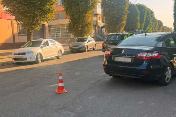10-річна дівчинка потрапила під колеса авто у Смілі