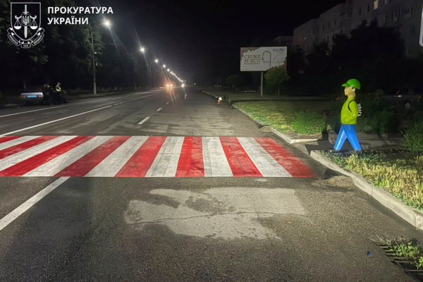 На Черкащині судитимуть водія мотоцикла, який збив двох 13-річних дівчат: Одна загинула