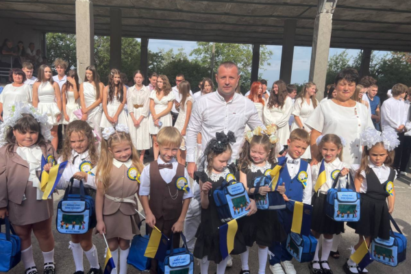 Перший дзвоник, нові враження та приємний сюрприз: компанія МХП та Фонд «МХП-Громаді» привітали першокласників із початком шкільного життя