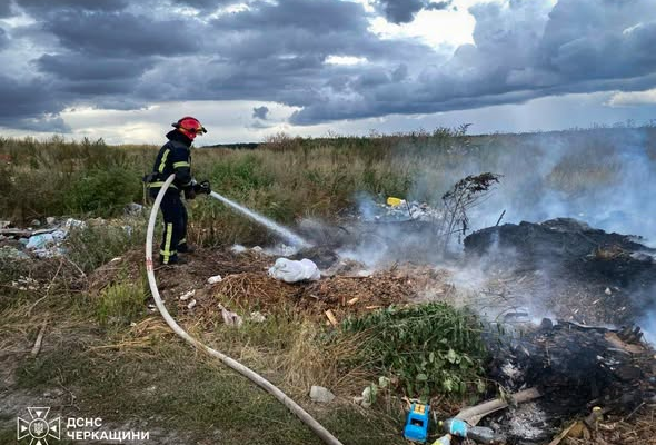 Через необережність під час куріння на Черкащині за добу сталося вісім пожеж