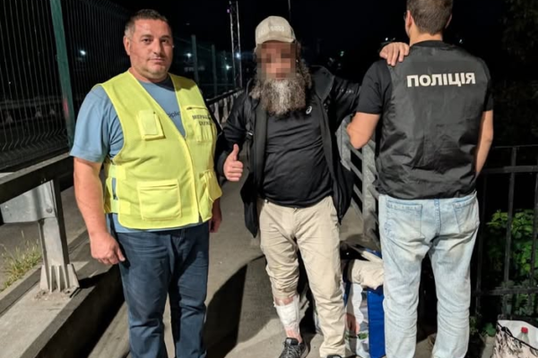 В Умані видворили іноземця, який пред’являв на кордоні різні паспорти