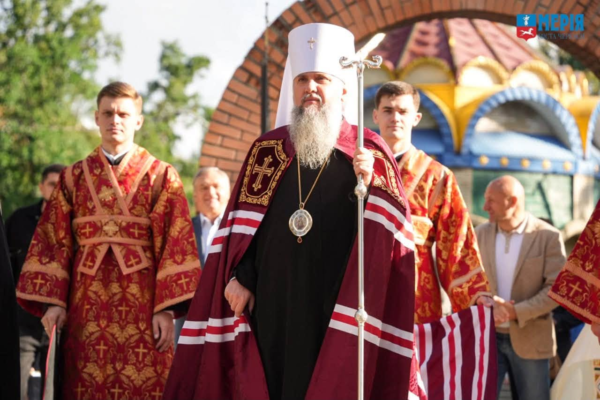 Митрополит Епіфаній відвідав Черкаси та провів літургію у Свято-Михайлівському соборі