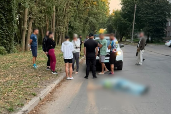 В Умані водій авто наїхав на двох пішоходів, один загинув