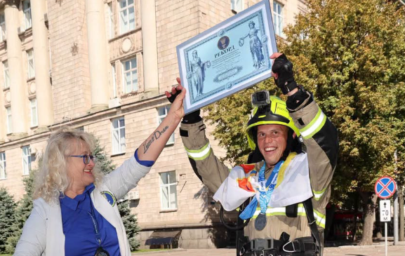 Полтавський рятувальник пробіг пробіг 42 км на марафоні в Черкасах та встановив рекорд
