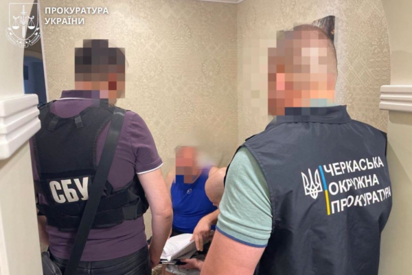 У Черкасах судитимуть директора закладу культури, який привласнив понад 1,4 млн грн через фіктивних працівників