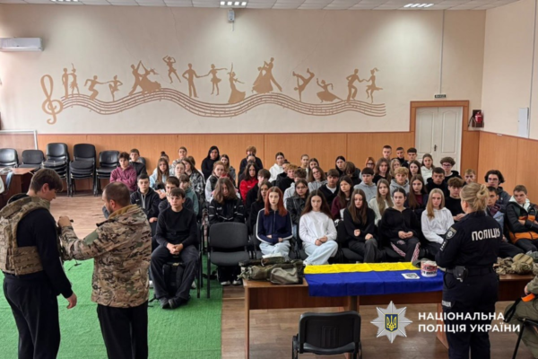 На Уманщині старшокласники зустрілися з ветеранами війни