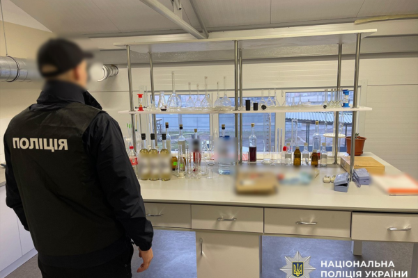 В Умані викрили підпільне виробництво горілки (ФОТО)