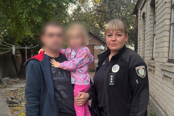 На Черкащині матір оштрафують за те, що трирічна донька сама пішла до магазину