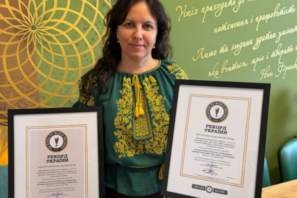Черкаські вокальні ансамблі потрапили до Книги рекордів України