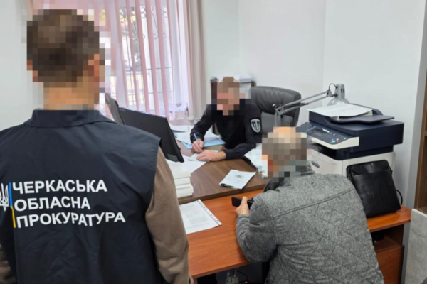У черкаському виші зникли 15 ноутбуків: Судитимуть посадовця