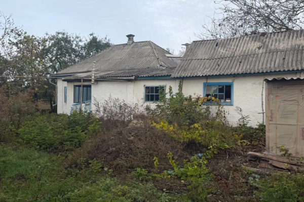 На Черкащині уламки російського БпЛА пошкодили два будинки (ФОТО)