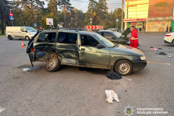 У Черкасах у ДТП на перехресті травмувалася пасажирка (ФОТО)